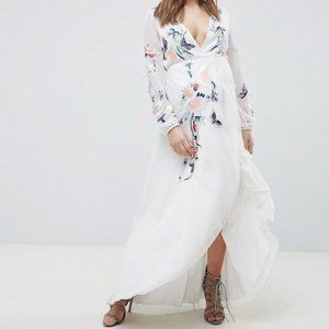 Hope & Ivy Maternity Dress NWT Size 6 Embroidered